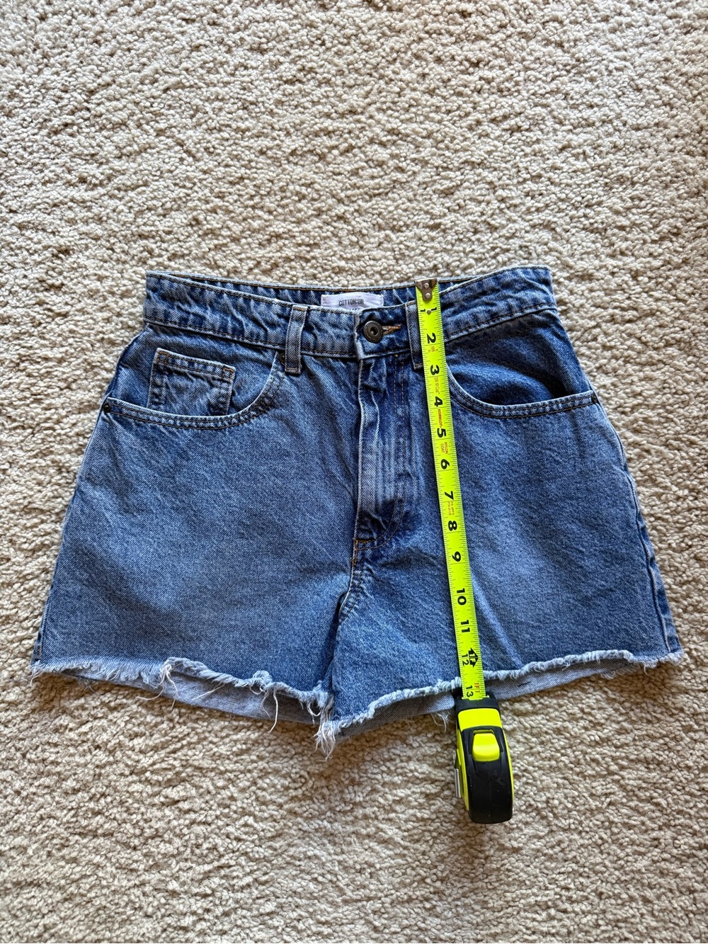 Cotton On Blue High-Rise Frayed Hem Denim Shorts - Picture 5 of 5